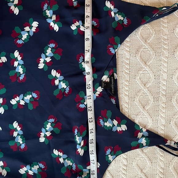 Banana Republic Navy Adjustable Strap Tank Camisole Women’s Size Large - Picture 12 of 12